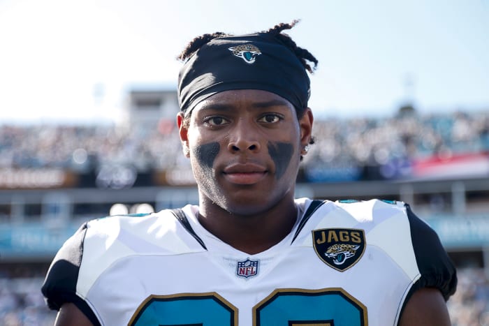 jalen-ramsey-headshot-2.jpg